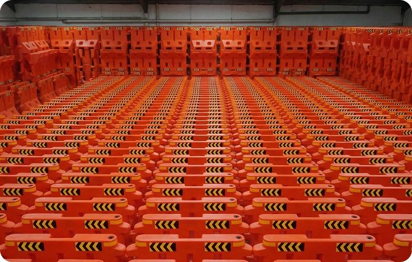 stok terjamin water road barrier