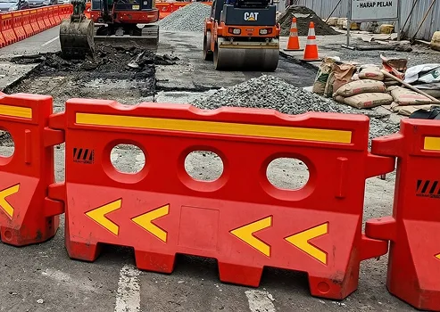 road barrier 140